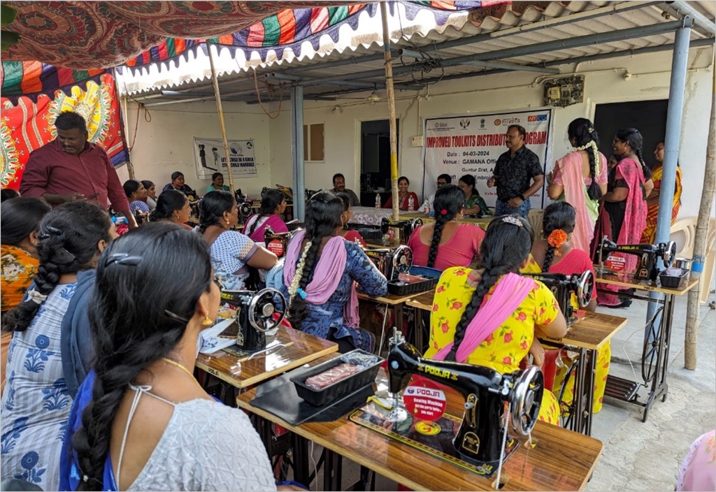 240007 - Indien: Alphabetisierte und ausgebildete junge Frauen haben Alternativen zur frühen Heirat
