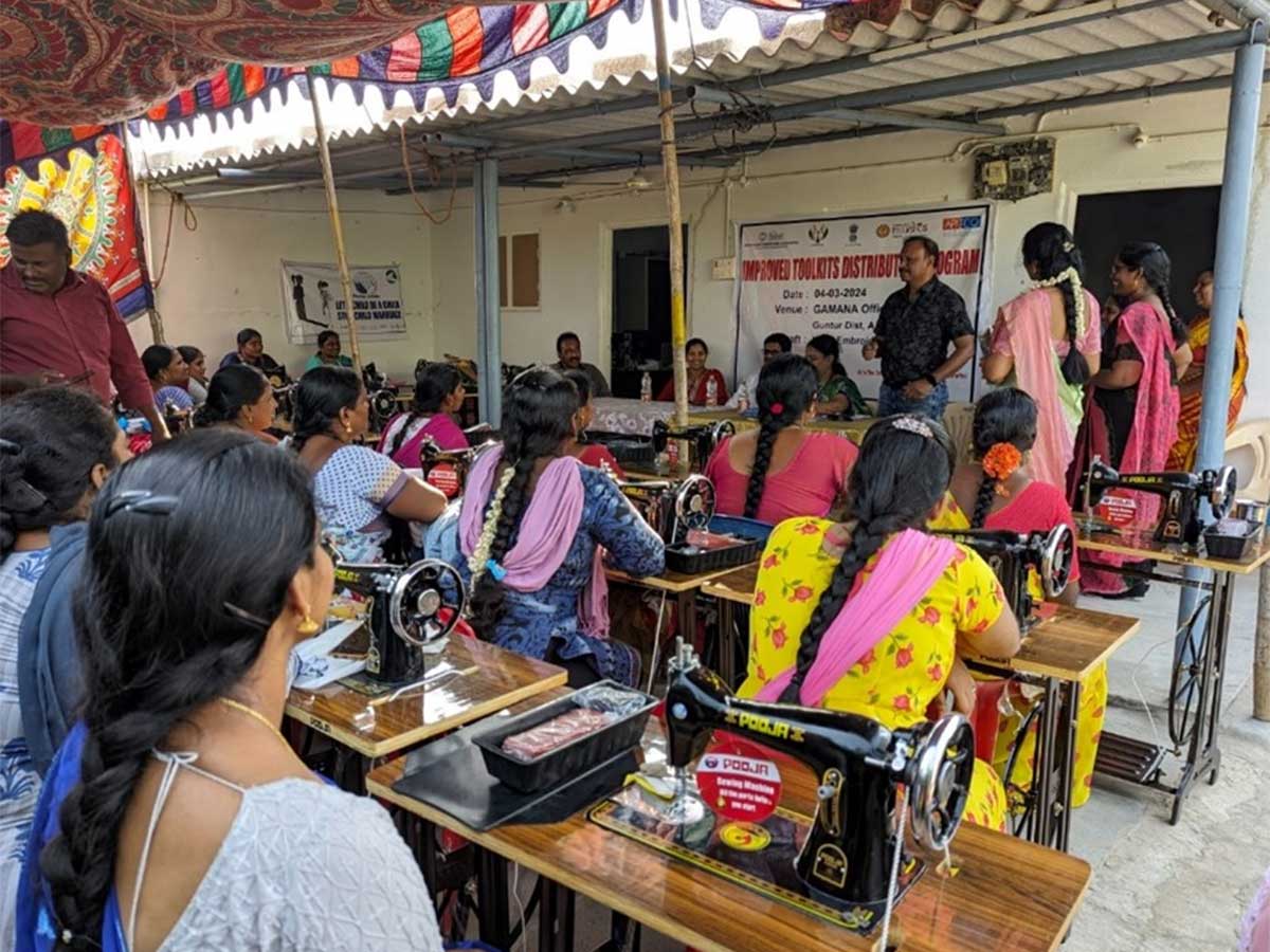 240007 - Inde: Une formation et un métier au lieu d’un mariage précoce