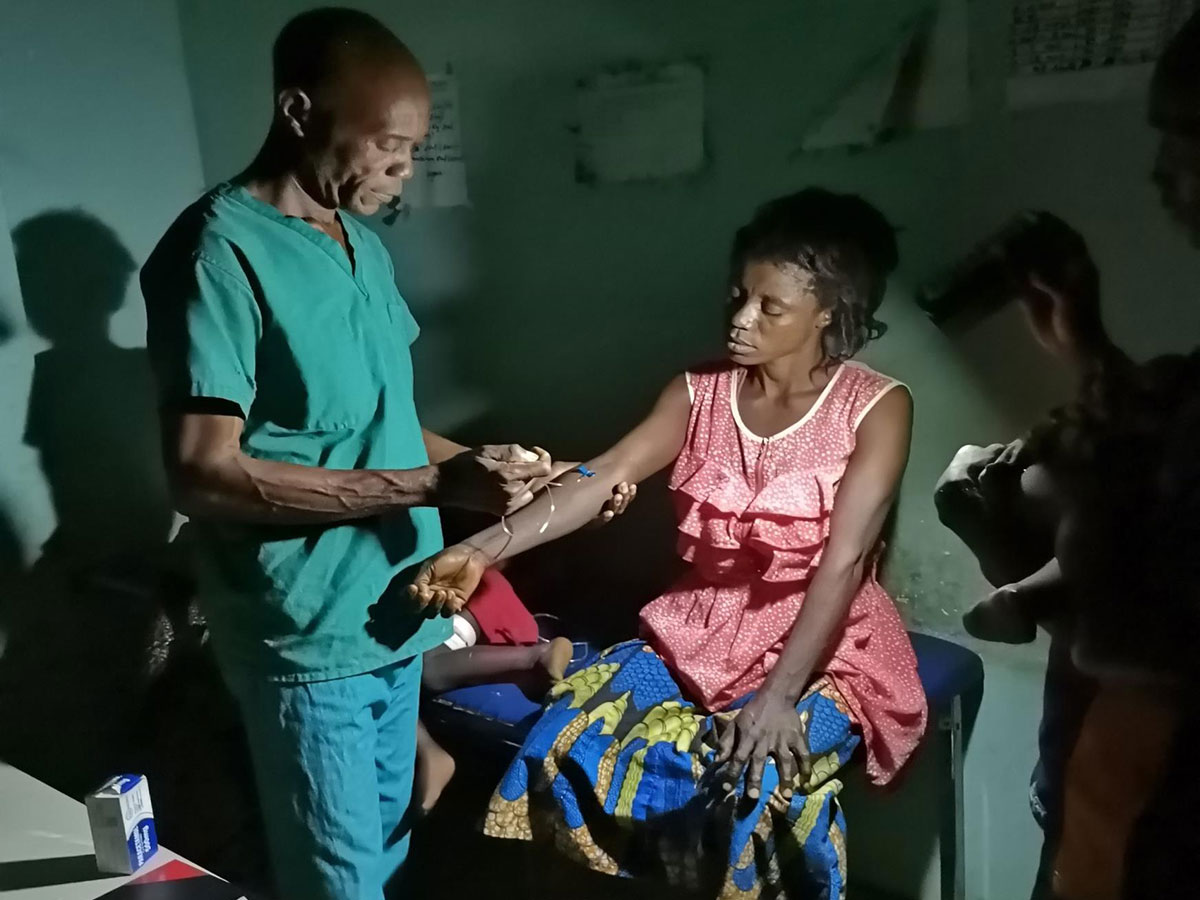 250028 - DR Kongo: Geländefahrzeug stärkt medizinische Versorgung in Ifwanzondo