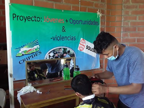 220005 - El Salvador: Pour les jeunes, des perspectives d’éducation à la place des gangs